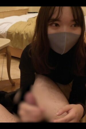 Cuồng nhiệt không ngừng: Cô nàng cosplay bùng nổ mọi giới hạn