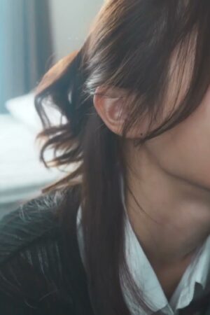 Ayaka Muto JUQ-690: Va chạm cuồng nhiệt, nhịp độ không ngừng