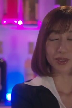 Sumire Kurokawa và JUQ-025: Va chạm cuồng nhiệt đêm say