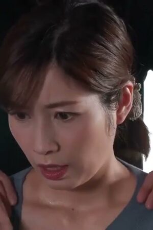 Saki Okuda SSIS-699: Mẹ kế ướt sũng, dồn dập không ngừng