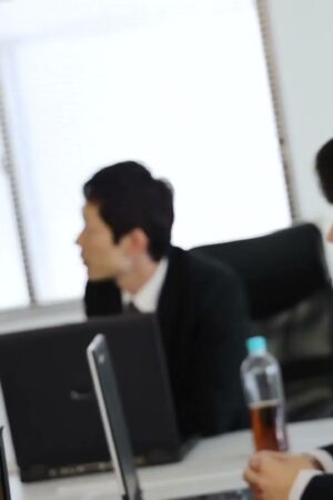 Sếp cũ cuồng nhiệt: Va chạm mãnh liệt đến kiệt sức