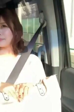 Ayumi Natsukawa MEYD-769: Vợ nhà giàu ngực khủng cuồng nhiệt hết nấc