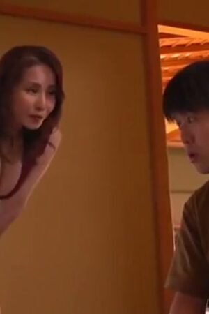 Juri Yamaguchi MEYD-759: Va chạm mãnh liệt, nhịp độ dồn dập