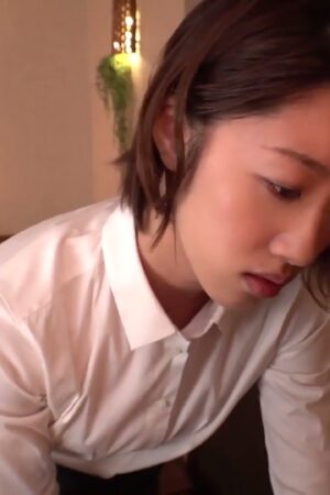 Yuki Takeuchi PRED-264: Đêm cuồng nhiệt, va chạm không ngừng với sếp nữ