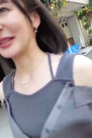 Yuri-chan BEAF-143: Đỉnh điểm cuồng nhiệt, va chạm không ngừng