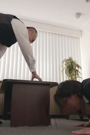 Va chạm mãnh liệt cùng Nina Kosaka trong JUQ-082: Cuồng nhiệt không ngừng