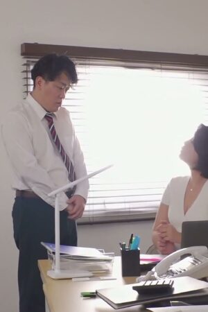 Va chạm mãnh liệt JUQ-696: Sếp nữ và cấp dưới bùng nổ không ngừng