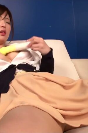 Yui Kuramochi và SOE-981: Cuồng nhiệt không ngừng, va chạm mãnh liệt