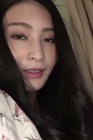 Suzu Honjo STARS-400: Nóng bỏng suối nước nóng, va chạm dồn dập